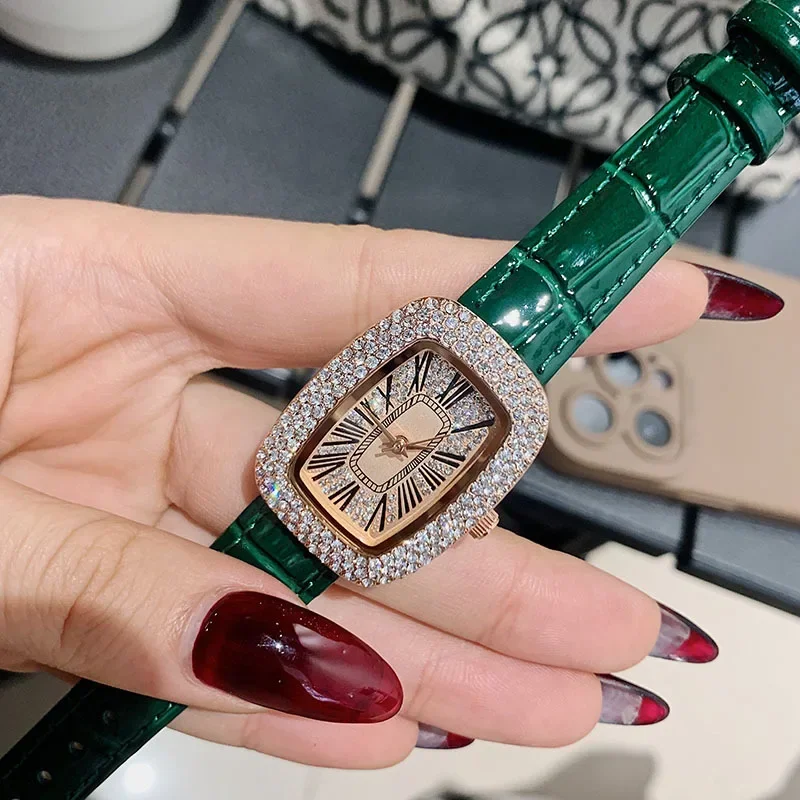 Luxury Watch Leather Strap - Trendy and fashionable women's leather strap