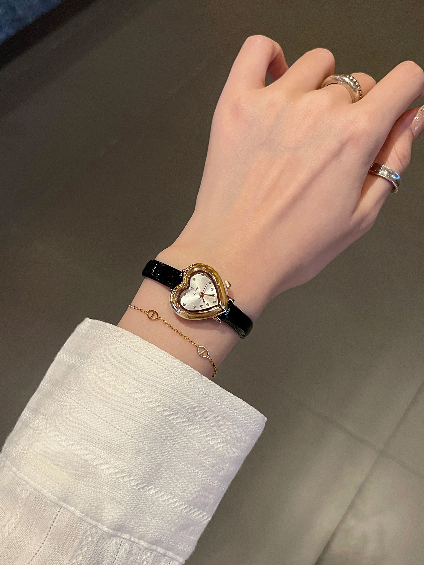 Light Luxury Compact Watch for - Luxury Watch Leather Strap recensione e prezzo