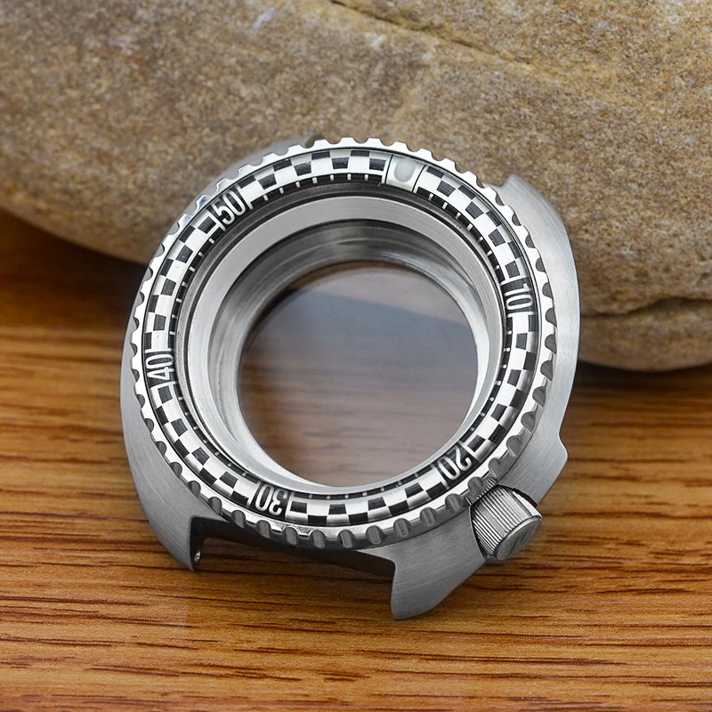 NH35 Watch Cases Captain Willa - Exhibition Caseback recensione e prezzo