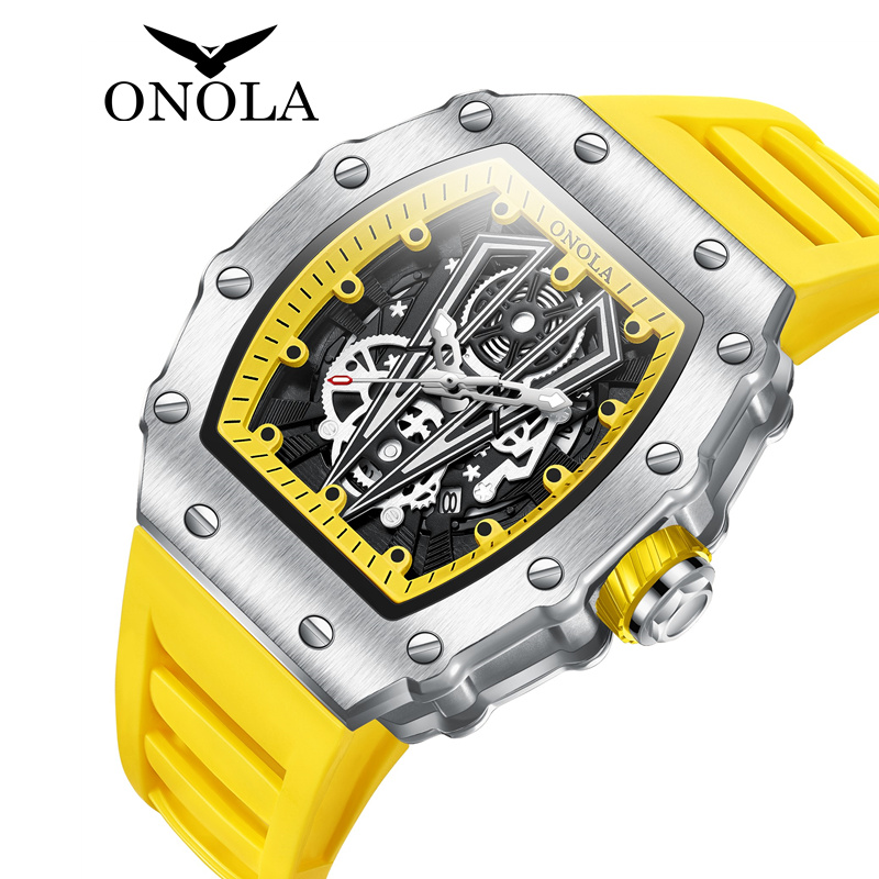 ONOLA 3826 Brand Sports Luxury - Luxury Watch Mockup recensione e prezzo