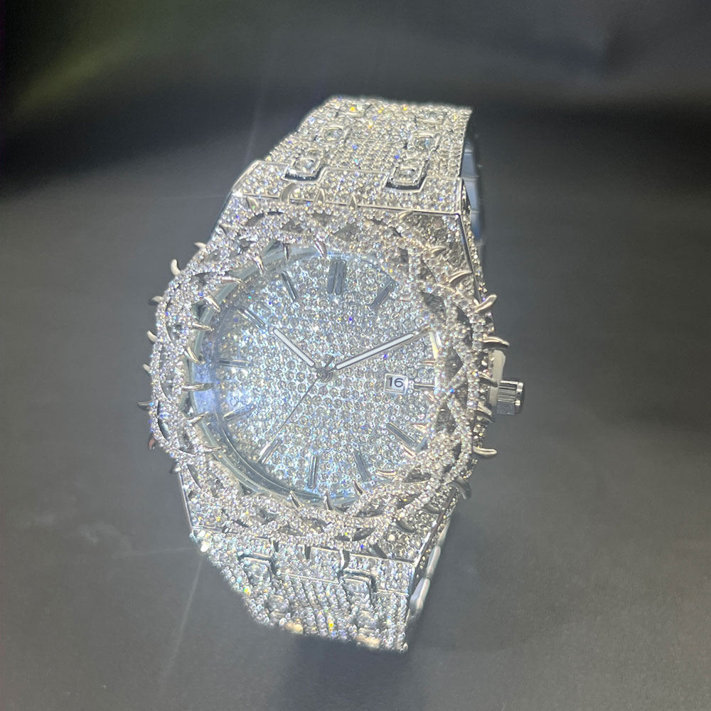 MISSFOX Hot Fashion Full Diamo - Luxury Watch Mockup recensione e prezzo