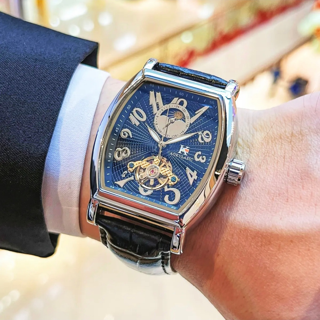 Luxury Business Barrel-Shaped  - Luxury Watch Korea recensione e prezzo
