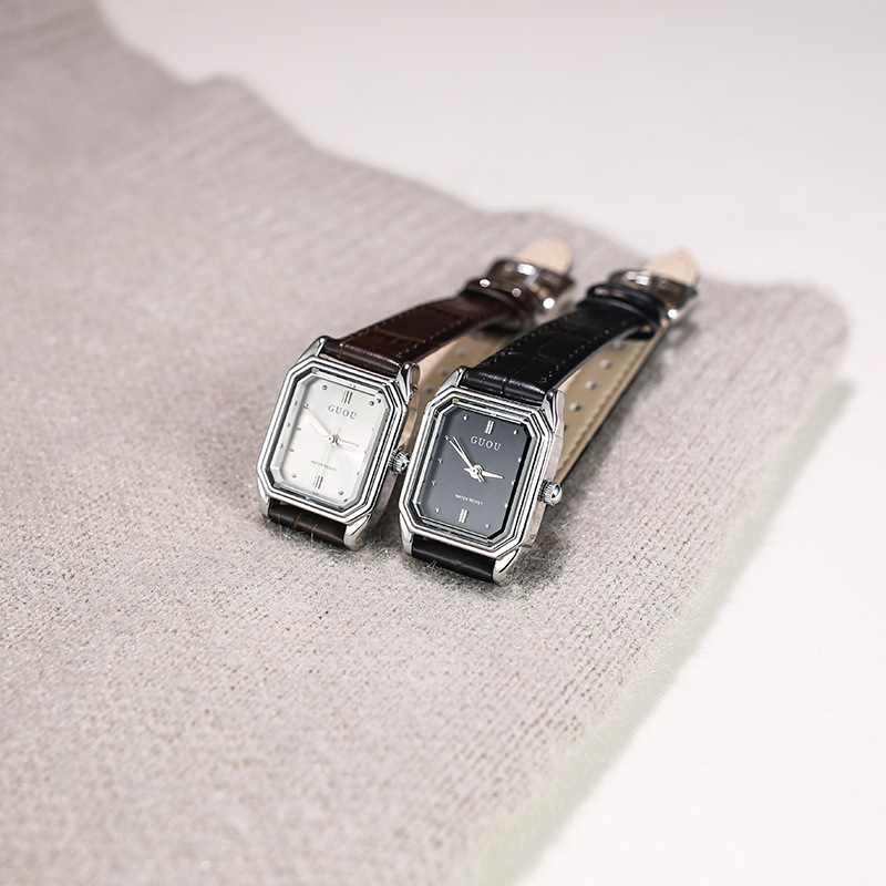 New Classic, Vintage, Hong Kon - Luxury Watch In Hong Kong recensione e prezzo