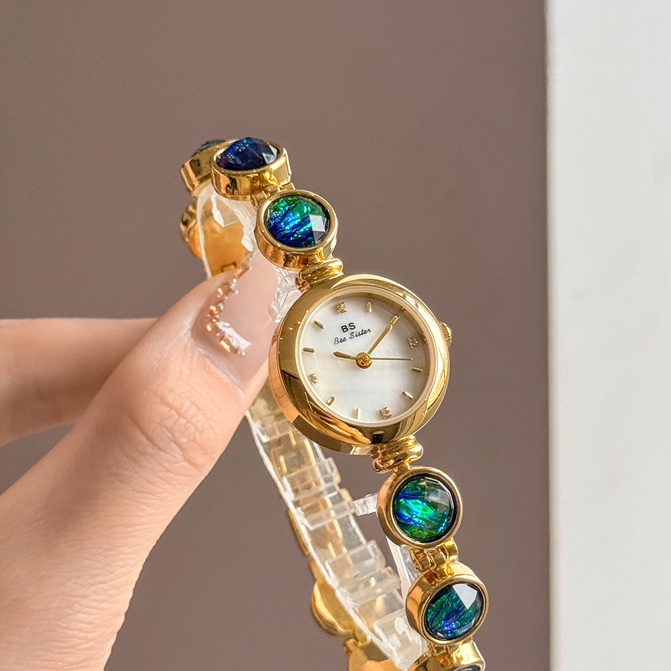 Luxury Women's Watches Green J - Luxury Watch Brand For Women recensione e prezzo