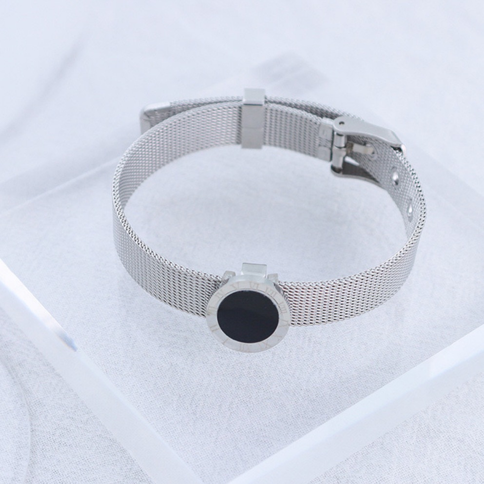 Luxury Roman Numeral Bracelets - Luxury Watch Korea recensione e prezzo