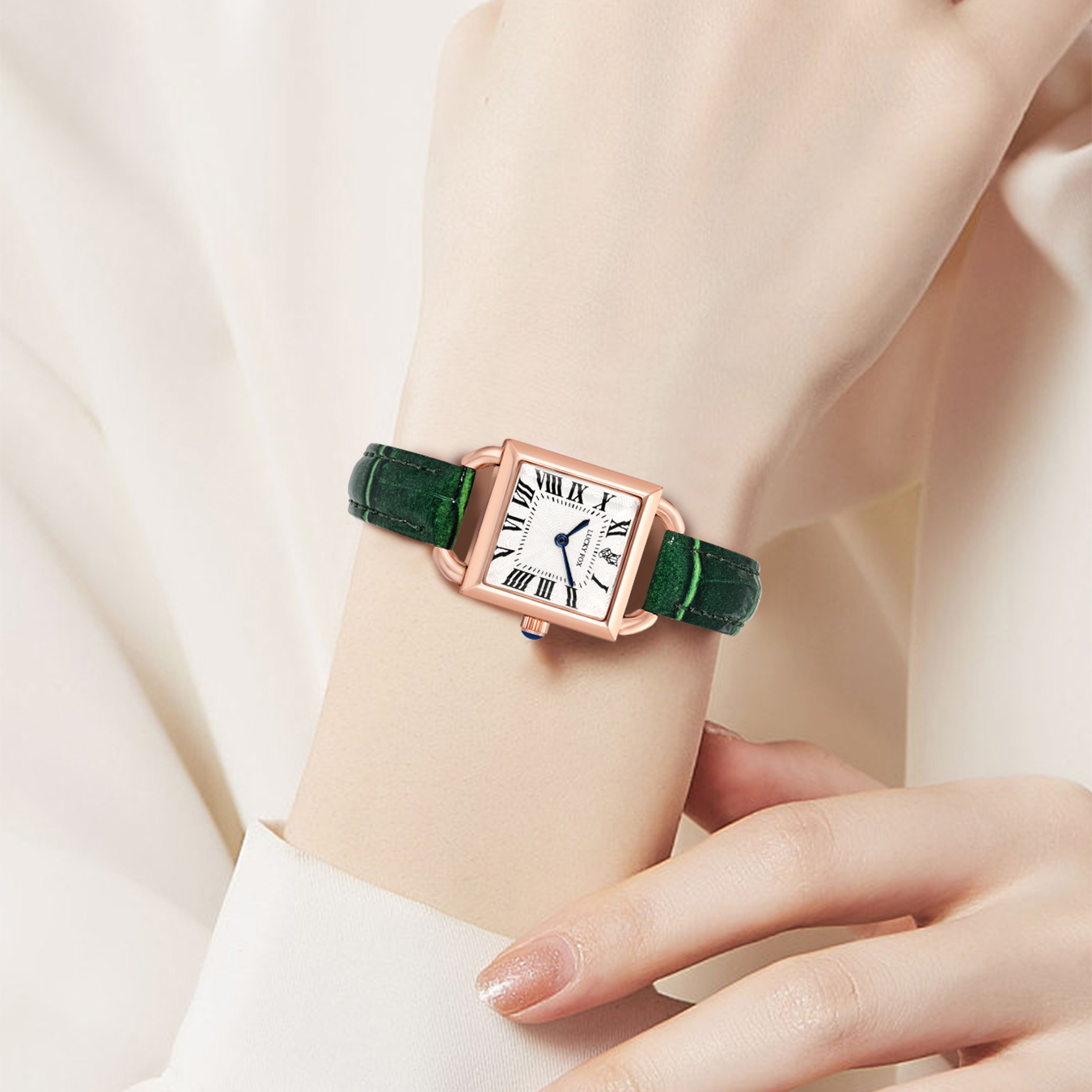 Luxury And Fashionable Women's - Luxury Watch Leather Strap recensione e prezzo