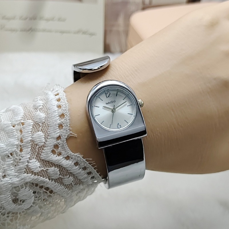 Brand Women Bracelet Watch Lad - Luxury Watch Brand For Women recensione e prezzo