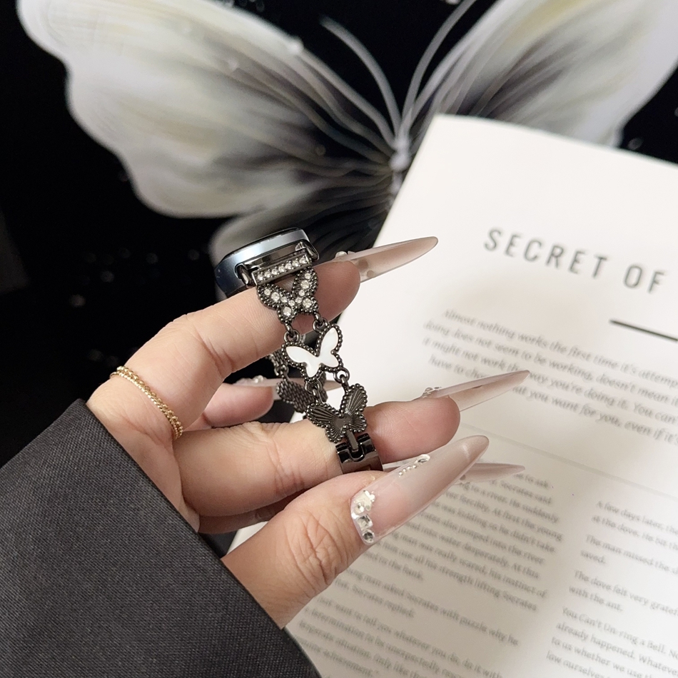 Luxury Diamond Butterfly Strap - Luxury Watch German recensione e prezzo
