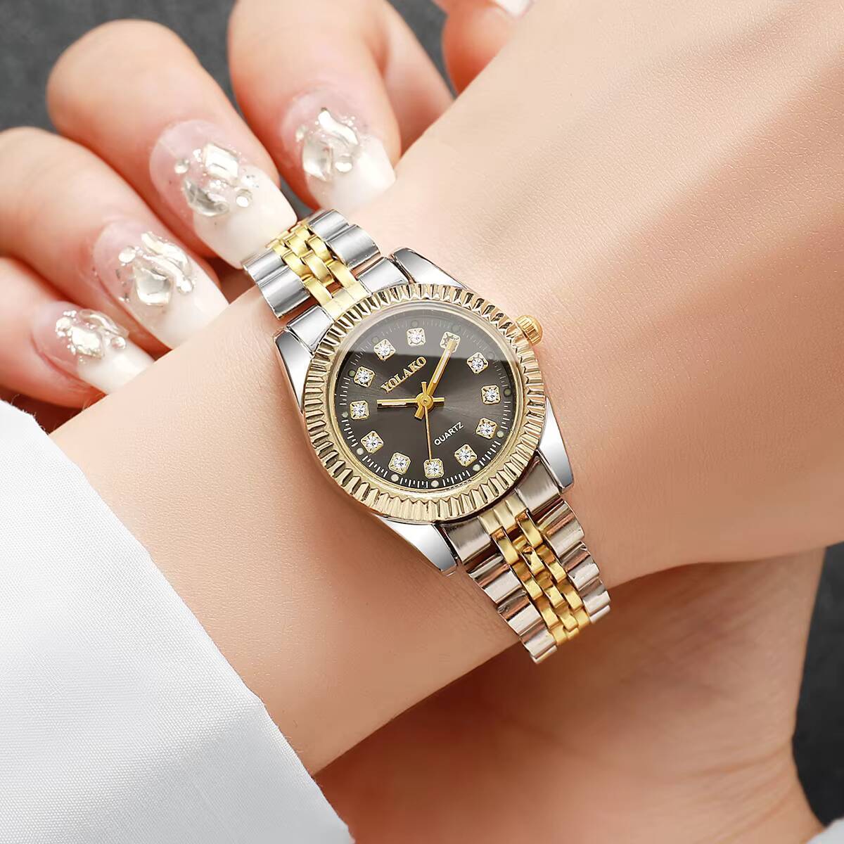 Fashion Rhinestone Women Quart - Luxury Watch Organizer recensione e prezzo