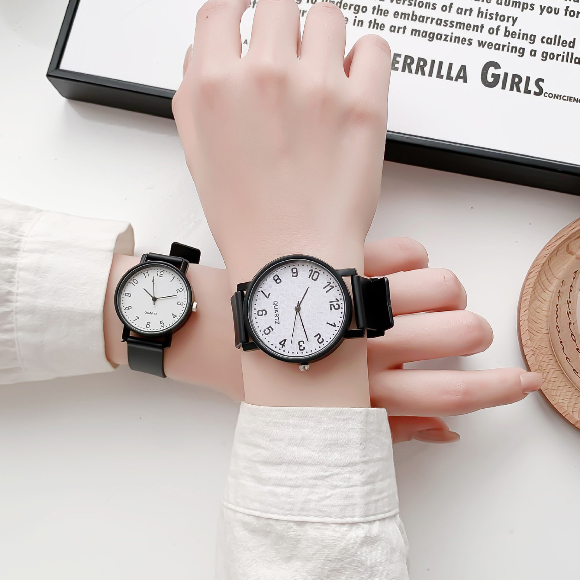 Simple Black Watch Quartz Watc - Luxury Watch Leather Strap recensione e prezzo